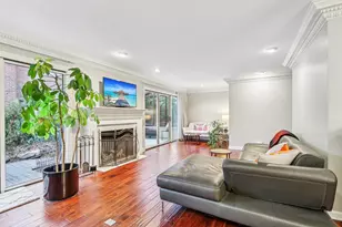 19 Landmark, Northfield, IL 60093 - Photo 11