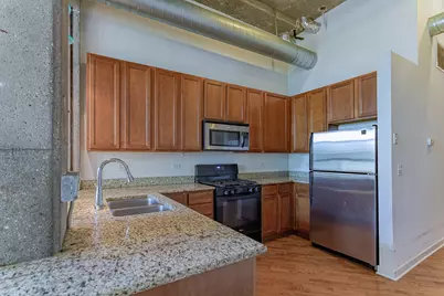 3963 W Belmont Avenue #117, Chicago, IL 60618 - Photo 3