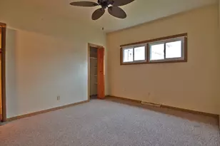 1248 Ottawa Ave, Ottawa, IL 61350 - Photo 9