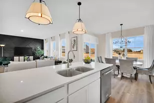 308 Astor Ct, Elgin, IL 60124 - Photo 7