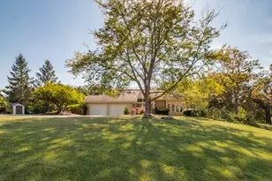 6320 Rowland Rd, Huntley, IL 60142 - Photo 3
