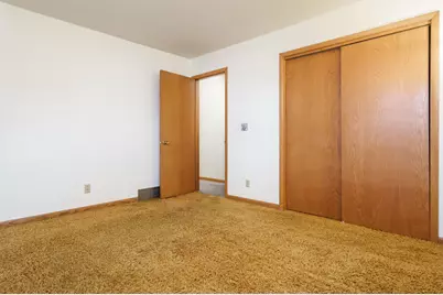 5802 Clarendon Drive, Rockford, IL 61114 - Photo 23