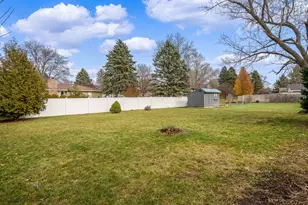 5802 Clarendon Dr, Rockford, IL 61114 - Photo 29