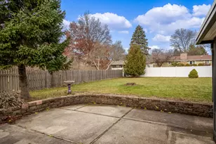 5802 Clarendon Dr, Rockford, IL 61114 - Photo 27