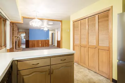 5802 Clarendon Drive, Rockford, IL 61114 - Photo 17