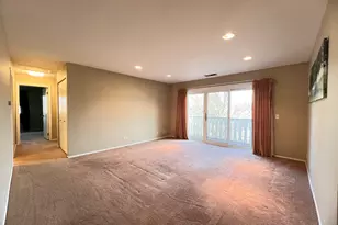 [Address not provided], Wheeling, IL 60090 - Photo 3