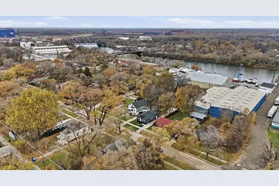 312 E 136th Street, Chicago, IL 60827 - Photo 35