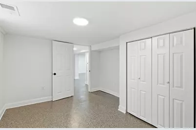 312 E 136th Street, Chicago, IL 60827 - Photo 27