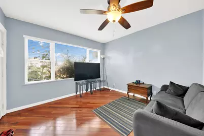 850 N Kildare Avenue, Chicago, IL 60651 - Photo 3