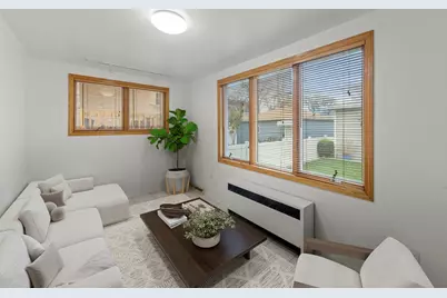 5708 N Austin Avenue, Chicago, IL 60646 - Photo 9