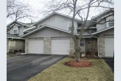 865 N Tamarac Boulevard, Addison, IL 60101 - Photo 1