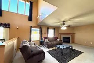 2021 Willow Brook Dr, Bourbonnais, IL 60914 - Photo 3