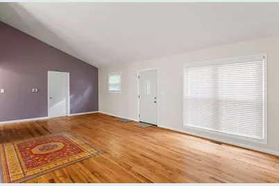 1007 Rainbow View, Urbana, IL 61802 - Photo 7