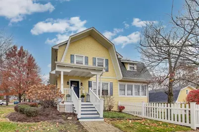 45 S Thurlow Street, Hinsdale, IL 60521 - Photo 1