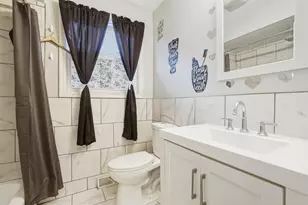 16037 Marshfield Ave, Harvey, IL 60426 - Photo 13