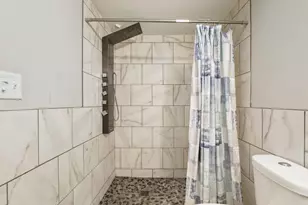 16037 Marshfield Ave, Harvey, IL 60426 - Photo 15