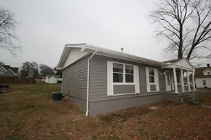306 E Madison St, Mackinaw, IL 61755 - Photo 25