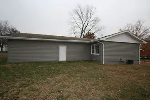 306 E Madison St, Mackinaw, IL 61755 - Photo 27