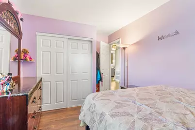 379 Stone Place, Wheeling, IL 60090 - Photo 5