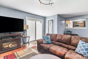 379 Stone Pl, Wheeling, IL 60090 - Photo 19