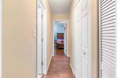 379 Stone Place, Wheeling, IL 60090 - Photo 11