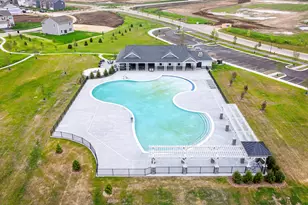 2560 Tahoe ln, Pingree Grove, IL 60140 - Photo 33