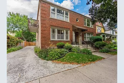 1038 Superior Street #1W, Oak Park, IL 60302 - Photo 1