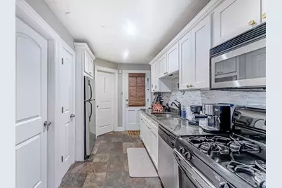 1038 Superior Street #1W, Oak Park, IL 60302 - Photo 5