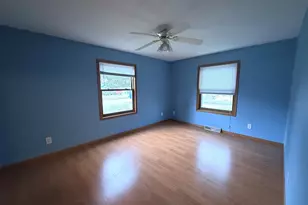 303 W Pieronnet St, Amboy, IL 61310 - Photo 17