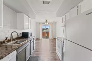 1004 E Harding Dr, Urbana, IL 61801 - Photo 11