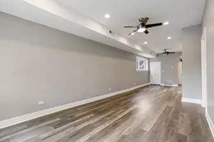 4624 N Springfield Ave, Chicago, IL 60625 - Photo 3