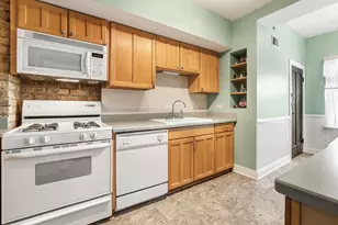 1533 W Thorndale Ave, Chicago, IL 60660 - Photo 9