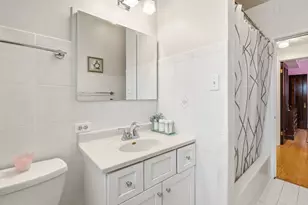 1533 W Thorndale Ave, Chicago, IL 60660 - Photo 23