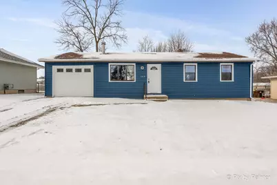 1419 7th Avenue, Belvidere, IL 61008 - Photo 1