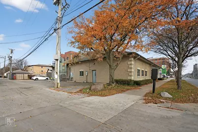1900 W Peterson Avenue, Chicago, IL 60660 - Photo 23