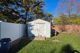 523 8th St, Chicago Heights, IL 60411 - Photo 31