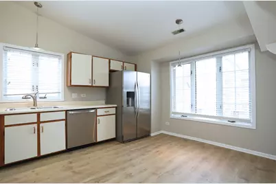 573 W Parkside Drive #0, Palatine, IL 60067 - Photo 7