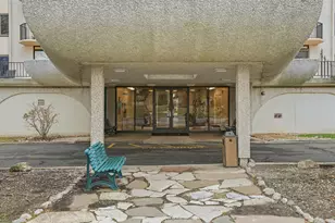 190 S Wood Dale Rd, Wood Dale, IL 60191 - Photo 5