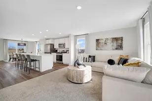 441 Lakeshore Ct, Saint Charles, IL 60174 - Photo 9