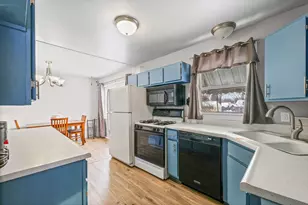 1511 Paula Dr, Champaign, IL 61821 - Photo 9