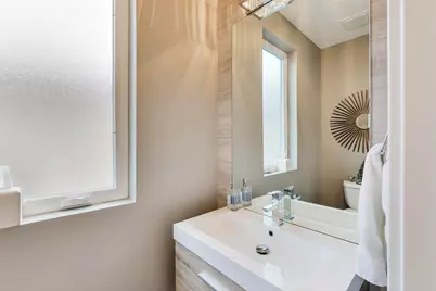 3943 N Francisco Avenue, Chicago, IL 60618 - Photo 11