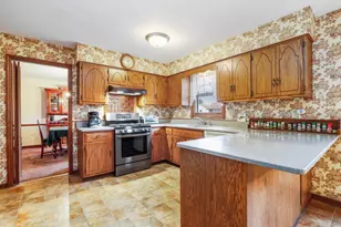 3463 Donovan Dr, Crete, IL 60417 - Photo 5