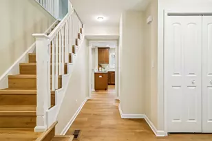 630 Woodhollow Ln, Buffalo Grove, IL 60089 - Photo 3