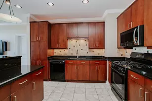 40 Prairie Park Dr, Wheeling, IL 60090 - Photo 13