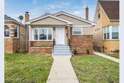 9714 S Forest Avenue, Chicago, IL 60628 - Photo 1