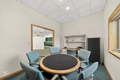 1900 W Peterson Avenue, Chicago, IL 60660 - Photo 7