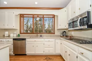 55 Oak Creek Dr, Yorkville, IL 60560 - Photo 11