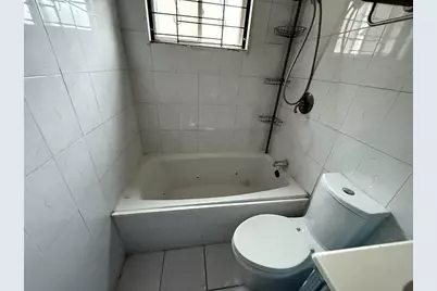 1636 W Estes Avenue #108, Chicago, IL 60626 - Photo 15