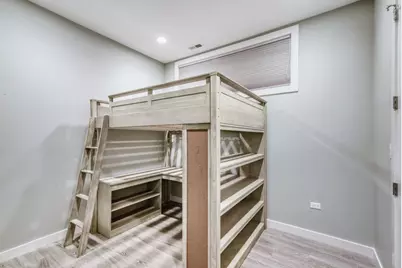 520 N Oakley Avenue #1S, Chicago, IL 60622 - Photo 17