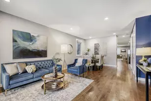 520 N Oakley Ave, Chicago, IL 60622 - Photo 3